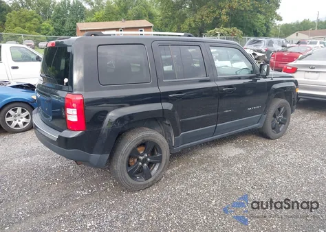 2012 Jeep Patriot Latitude z USA, uszkodzony, nr VIN 1C4NJRFBXCD689980